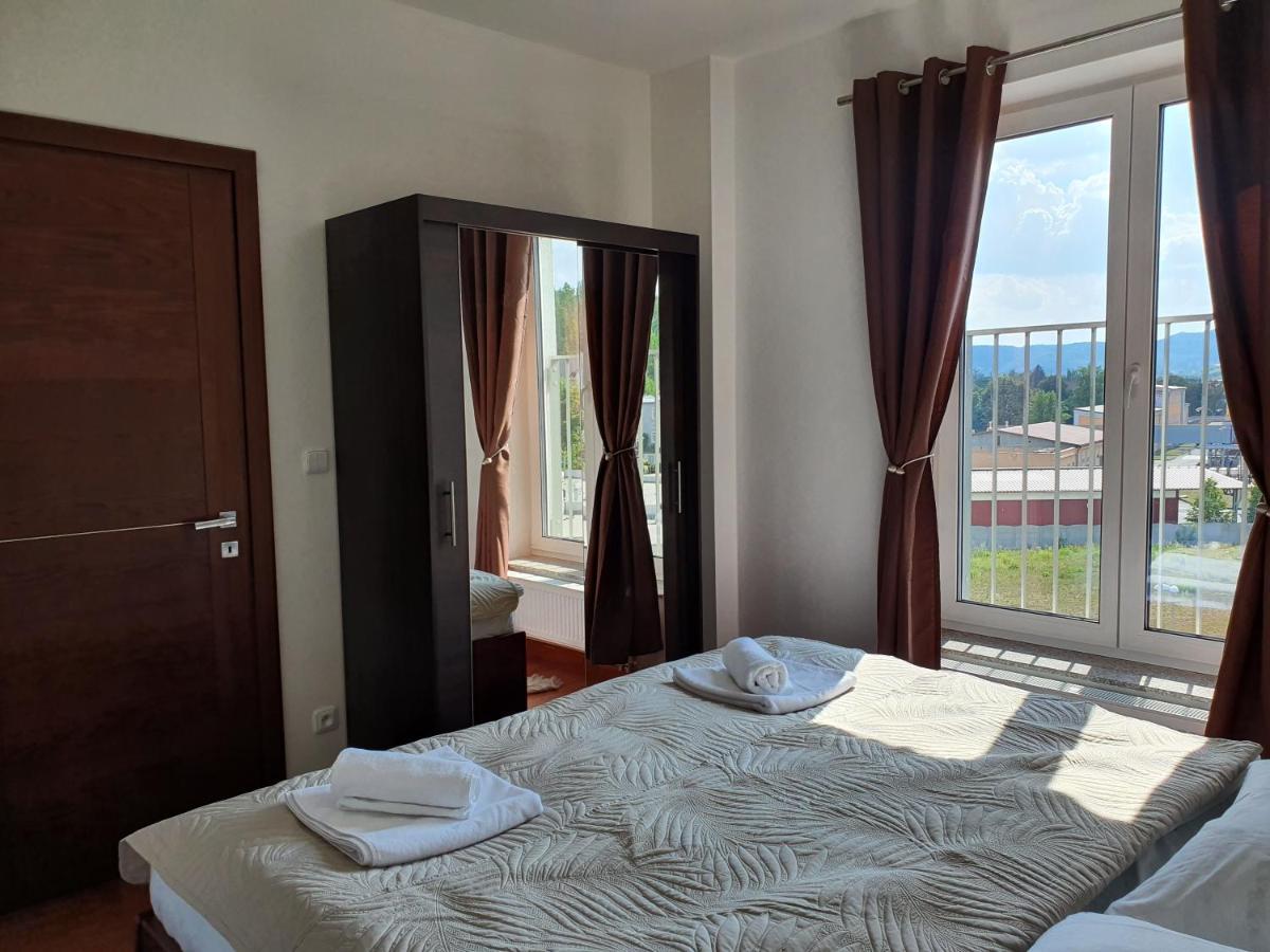 דירות קרלובי וארי Apartman S Wellness מראה חיצוני תמונה