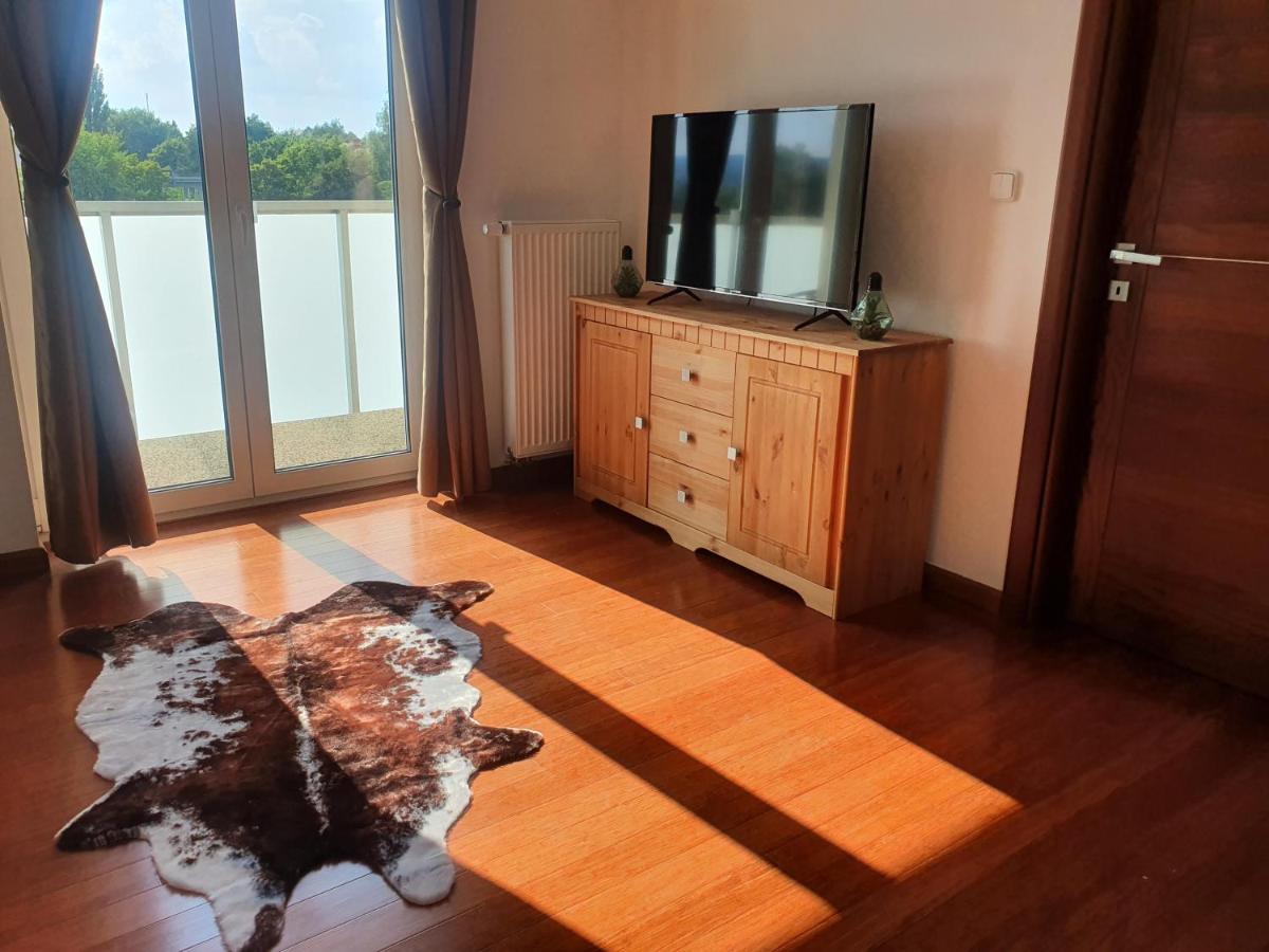 דירות קרלובי וארי Apartman S Wellness מראה חיצוני תמונה